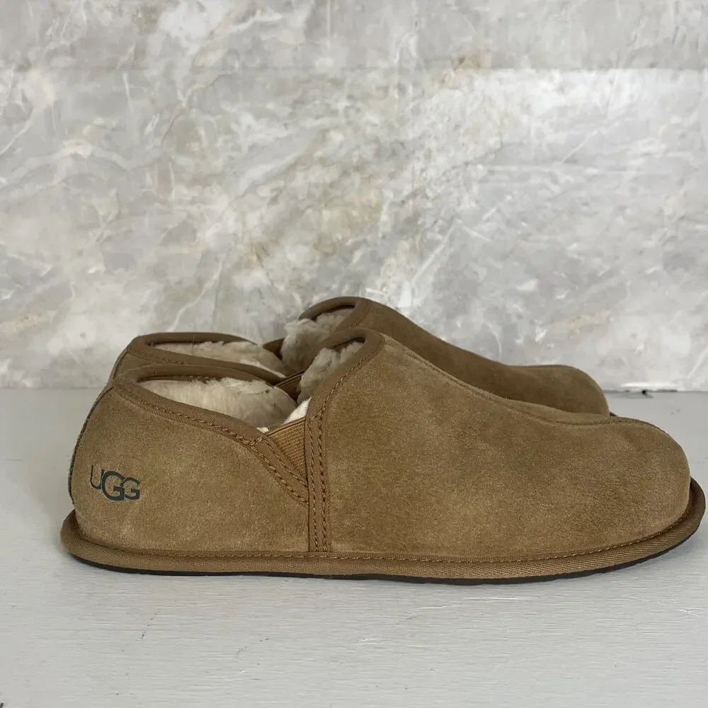UGG Scuff Romeo Slippers Men’s Size 10 Chestnut Suede Leather Fur Moccasins